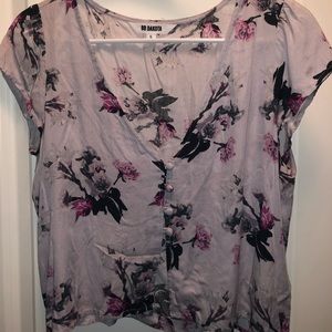 BB Dakota grey floral top